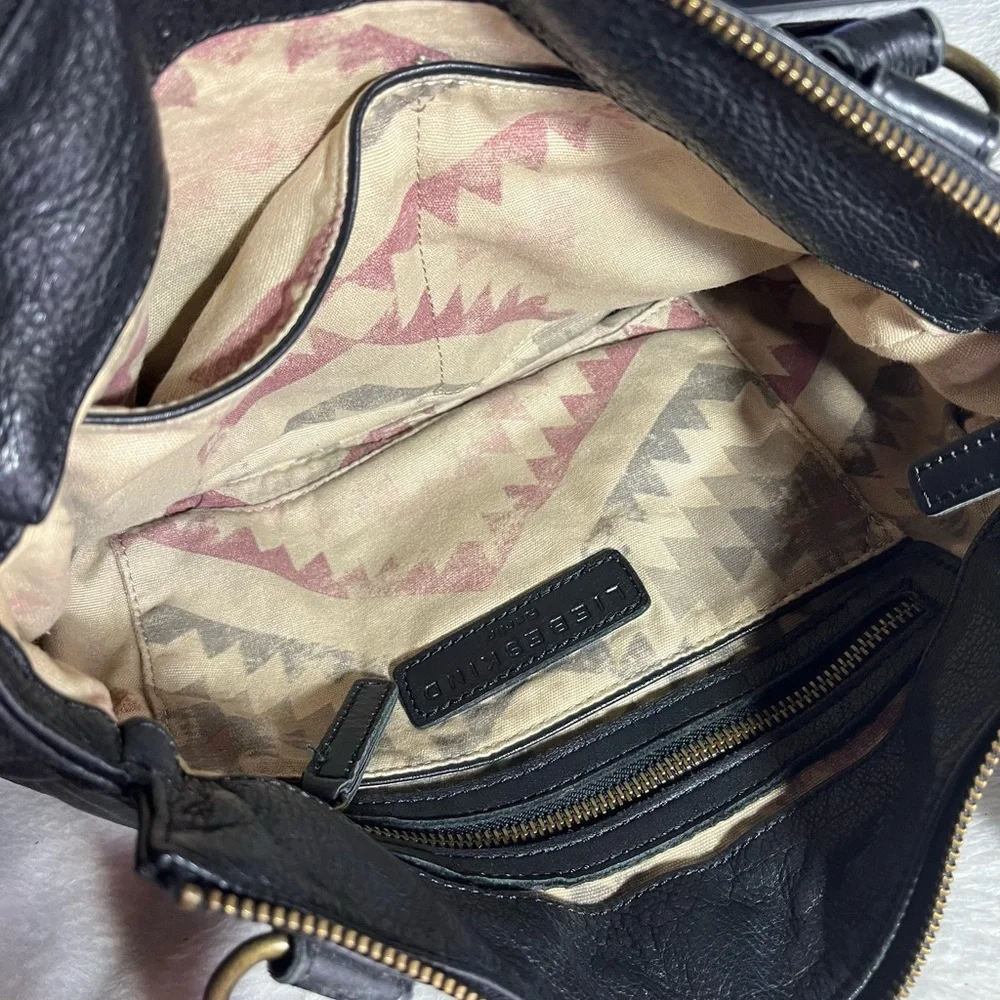 LIEBESKIND Elegant Black Women’s Handbag‎ - Picture 6 of 10